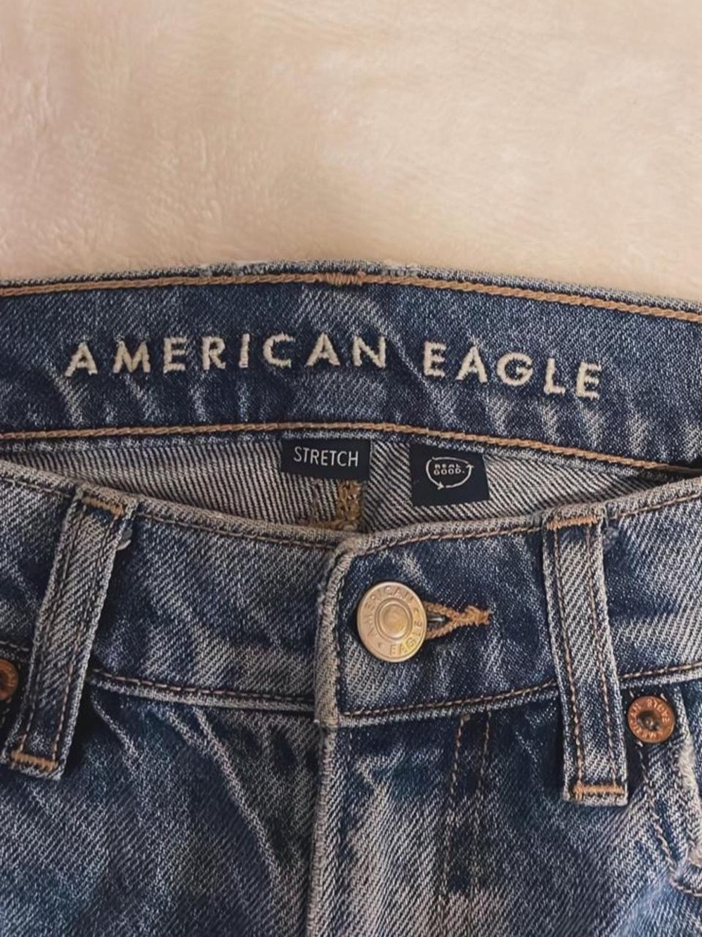 American Eagle Outfitters Super High-Rise Ankle Straight Jean - Picture 3 of 8